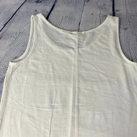 Lucy & Laurel Women Relaxed Tank Top Classic White - Picture 6 of 9